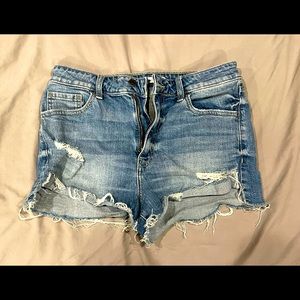 Willow and Root rise up shorts